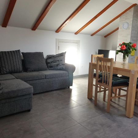 Guest House Maslina Vinišće 외부 사진