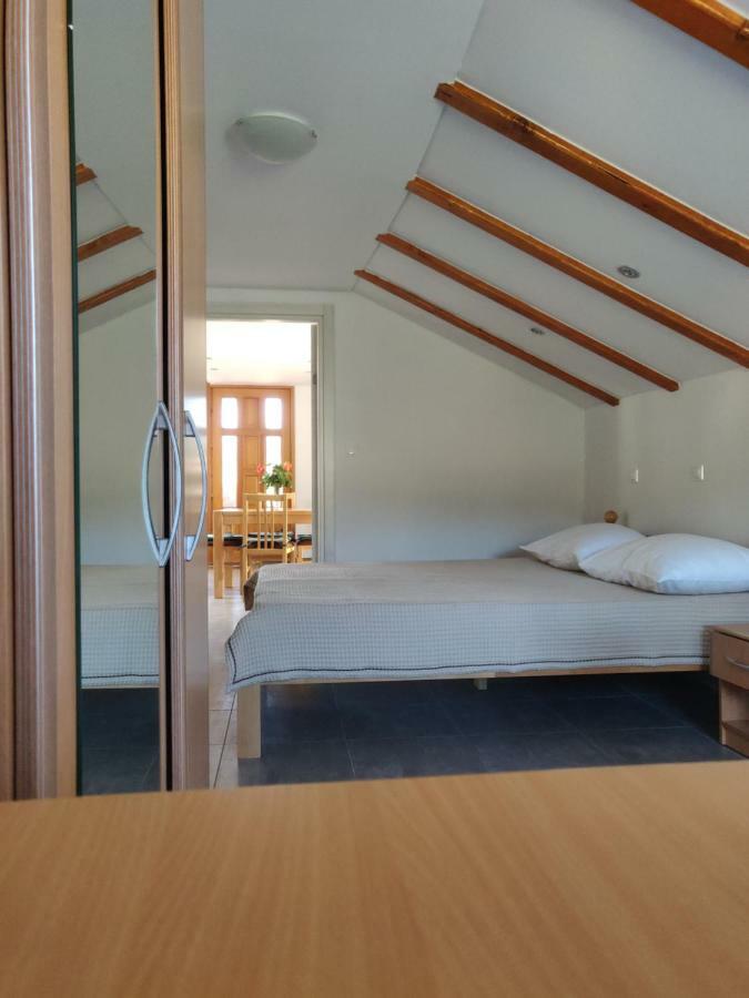 Guest House Maslina Vinišće 외부 사진