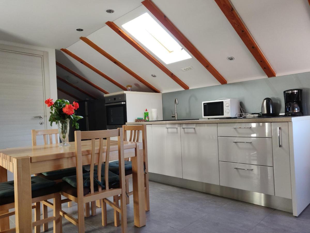 Guest House Maslina Vinišće 외부 사진
